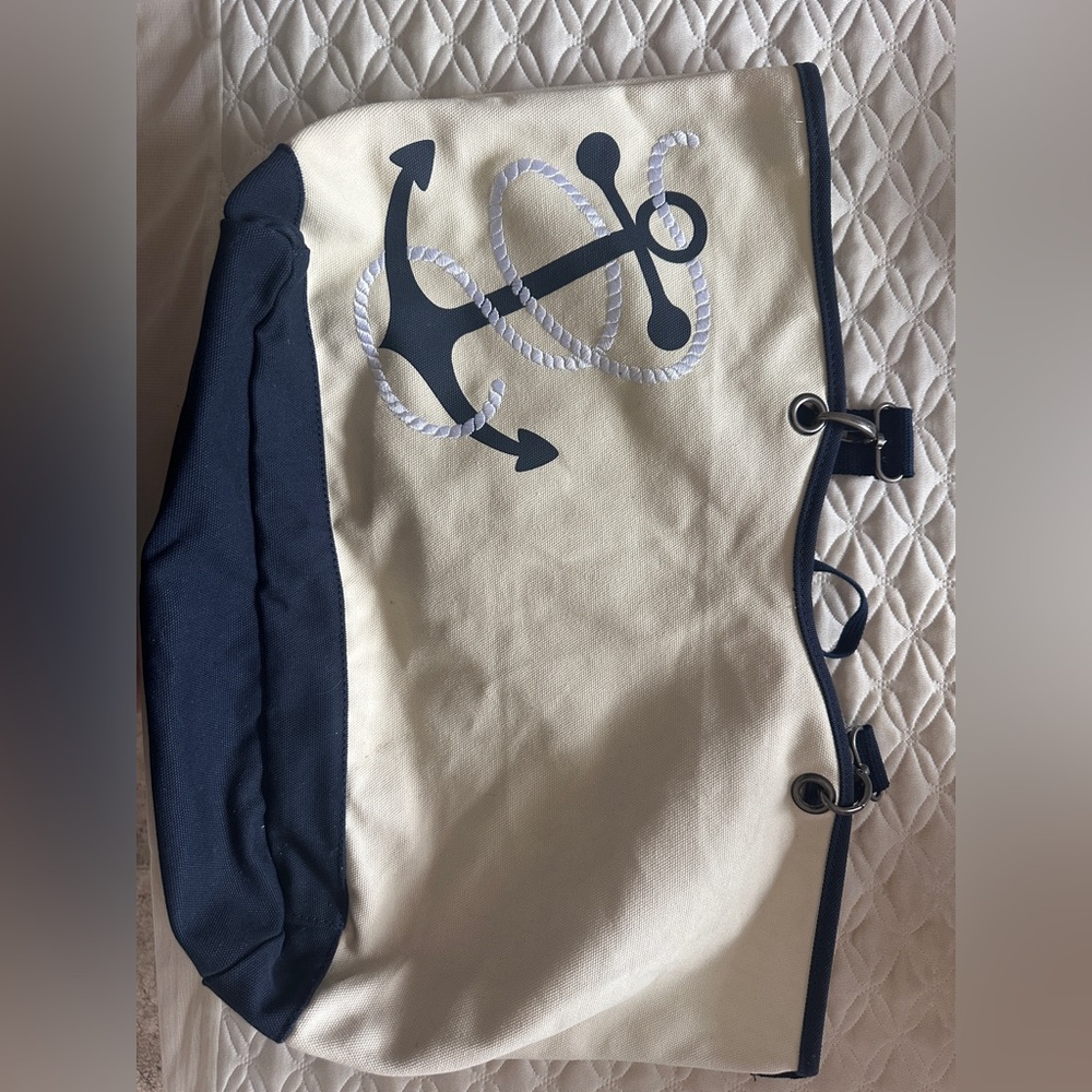 Vera Bradley by Thirty One Navy and Cream Canvas Tote
